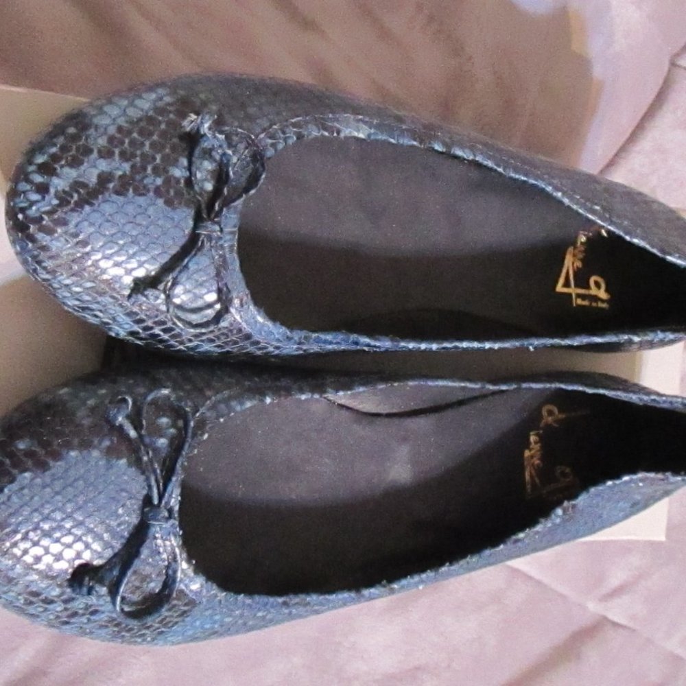 Dienne G Leather Flats Blue Snakeskin Pattern NIB